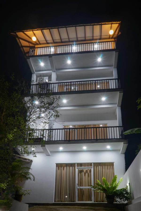 Pinnawala Elephant Front View Hotel Rambukkana 외부 사진
