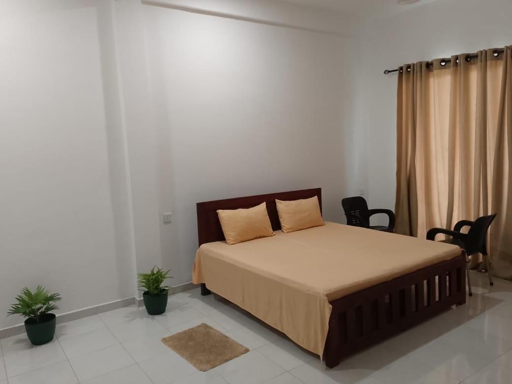 Pinnawala Elephant Front View Hotel Rambukkana 외부 사진