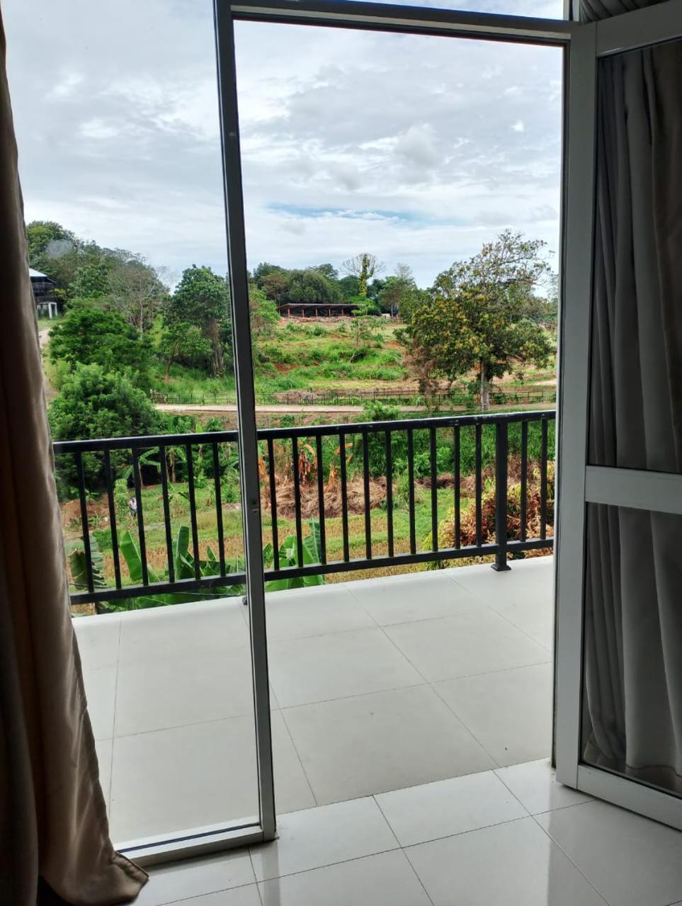 Pinnawala Elephant Front View Hotel Rambukkana 외부 사진